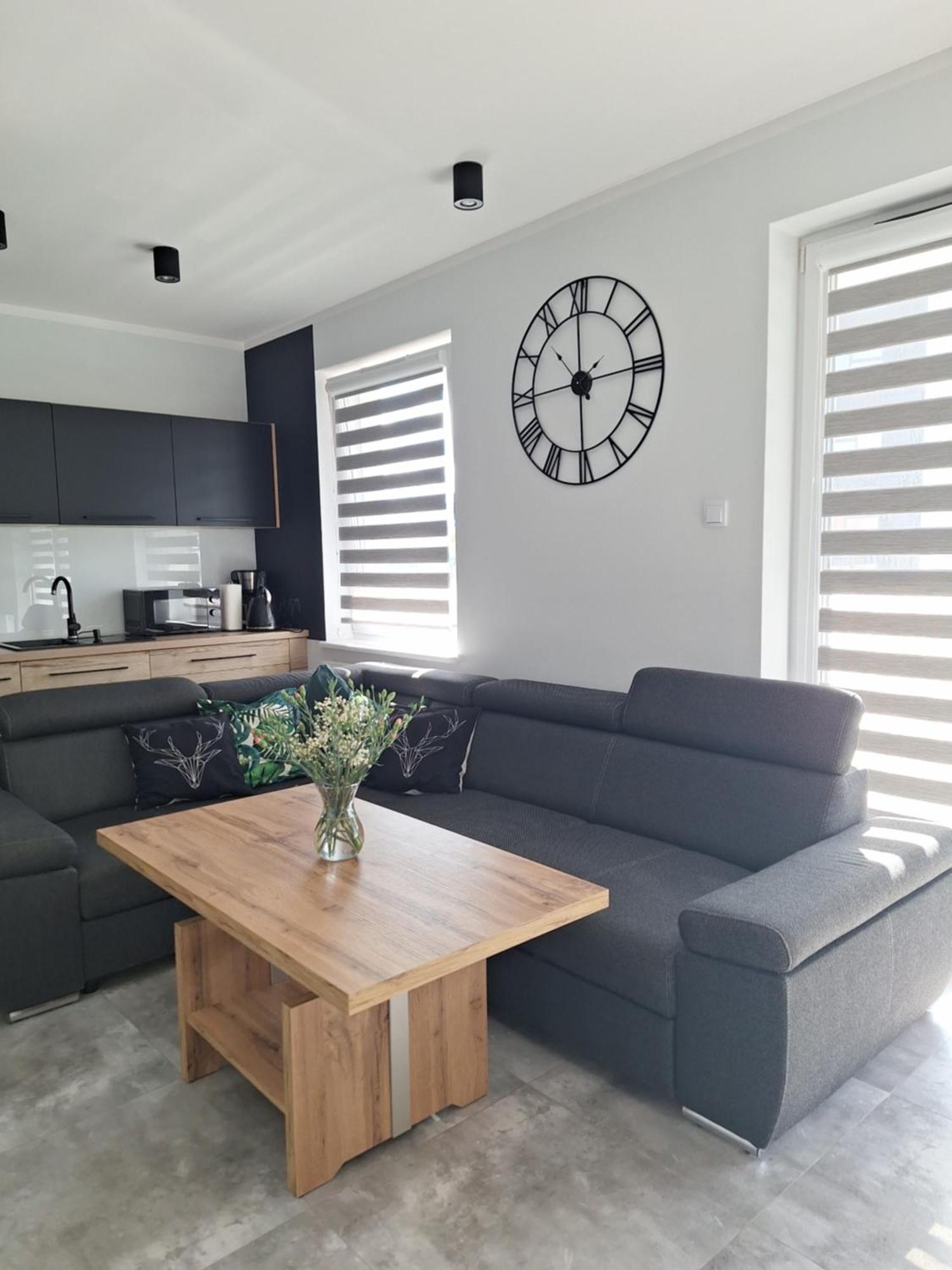 Apartament Happiness เยเลเนียกูรา ภายนอก รูปภาพ